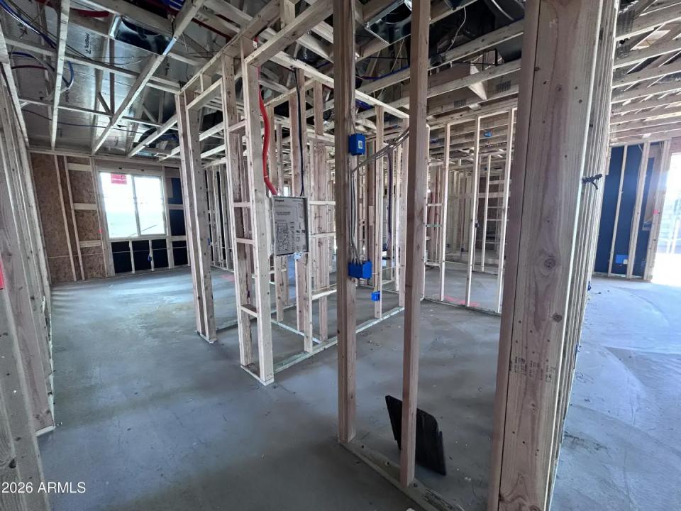 Real Estate Picture 5