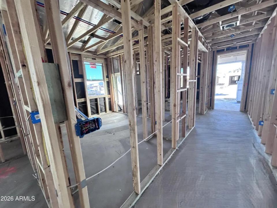 Real Estate Picture 6