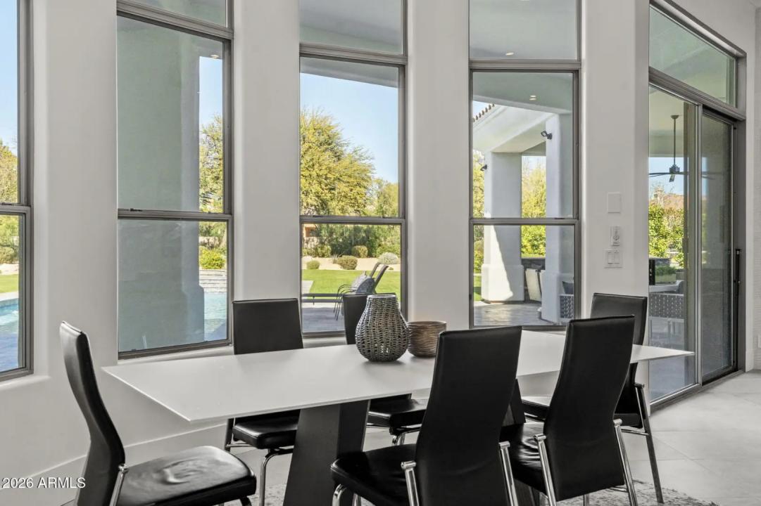 Real Estate Picture 13