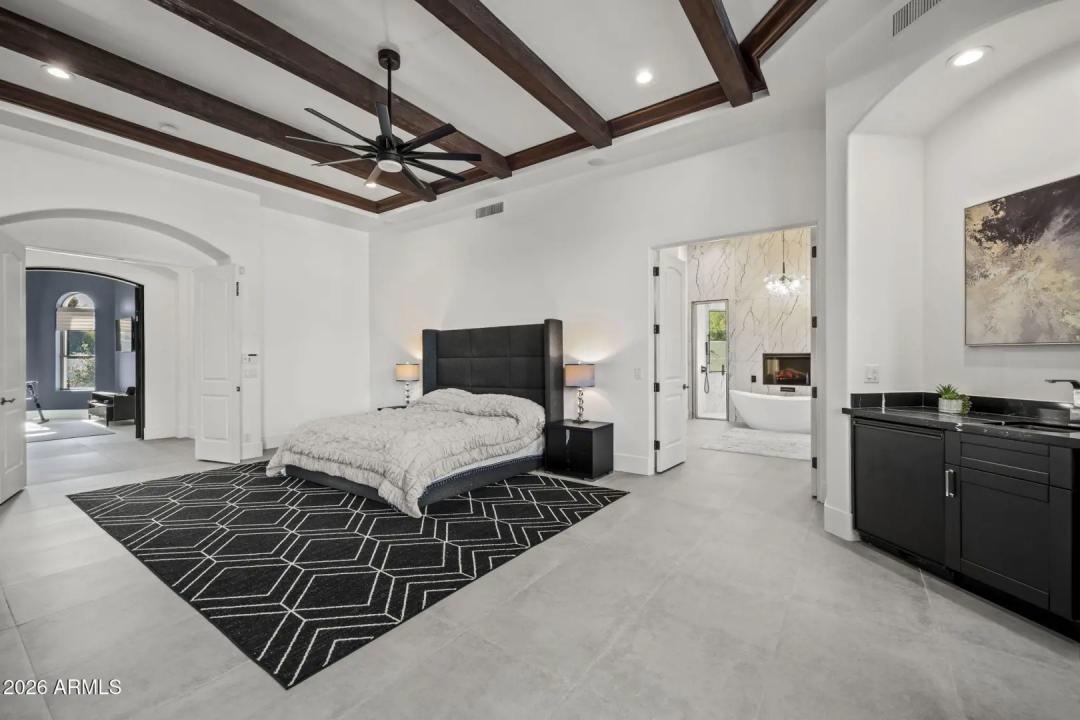 Real Estate Picture 26