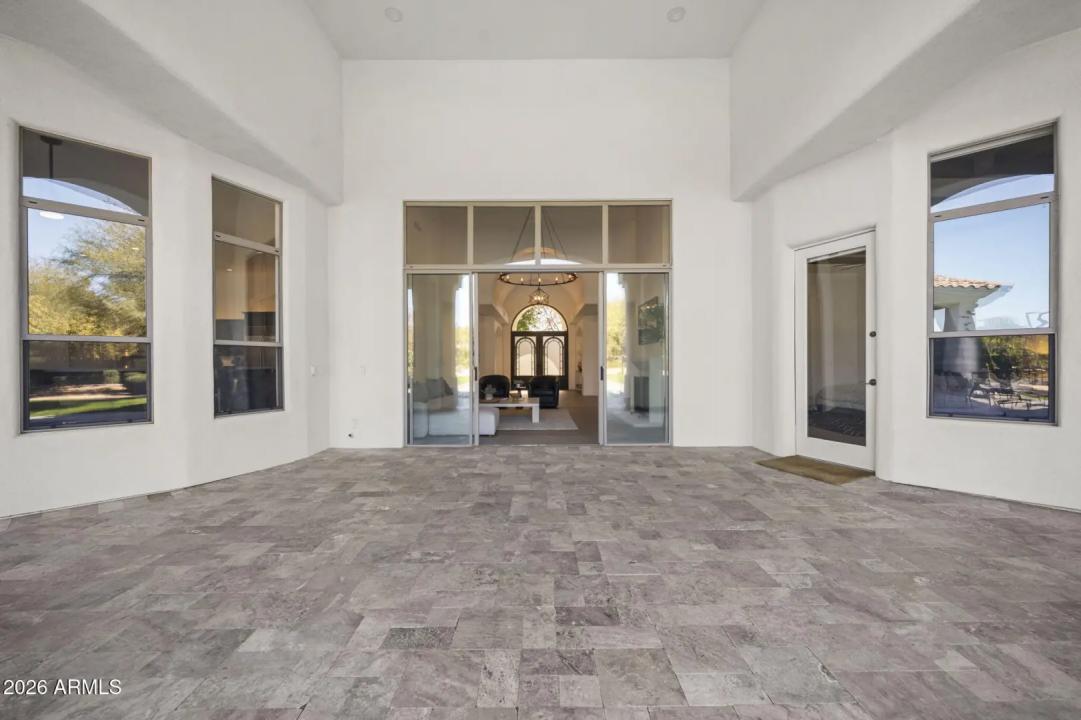 Real Estate Picture 42