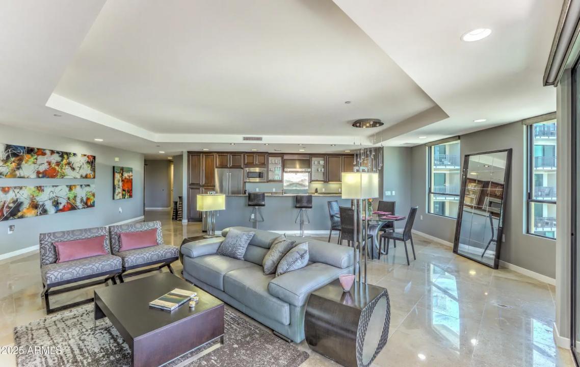 Real Estate Picture 9