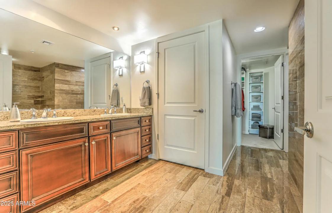 Real Estate Picture 21