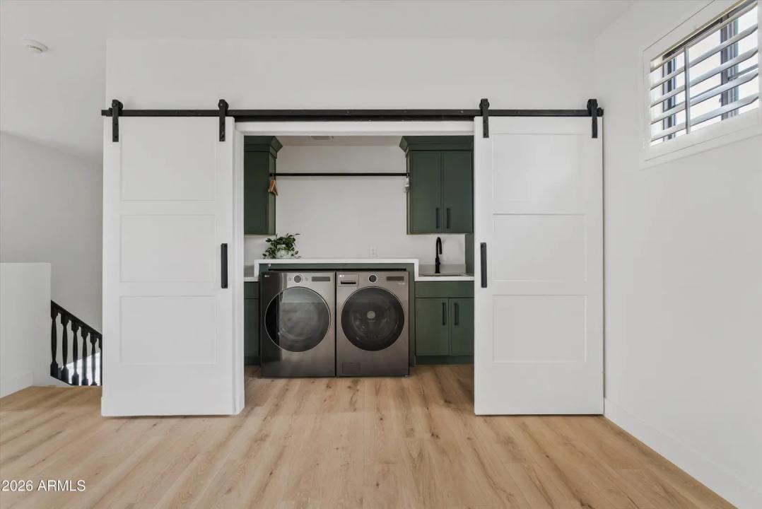 Real Estate Picture 22