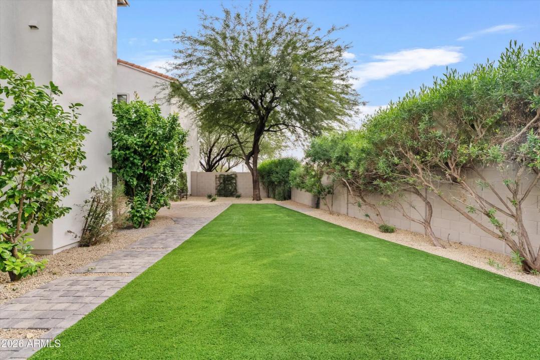 Real Estate Picture 49