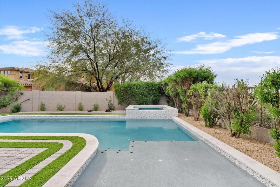 Real Estate Picture 47