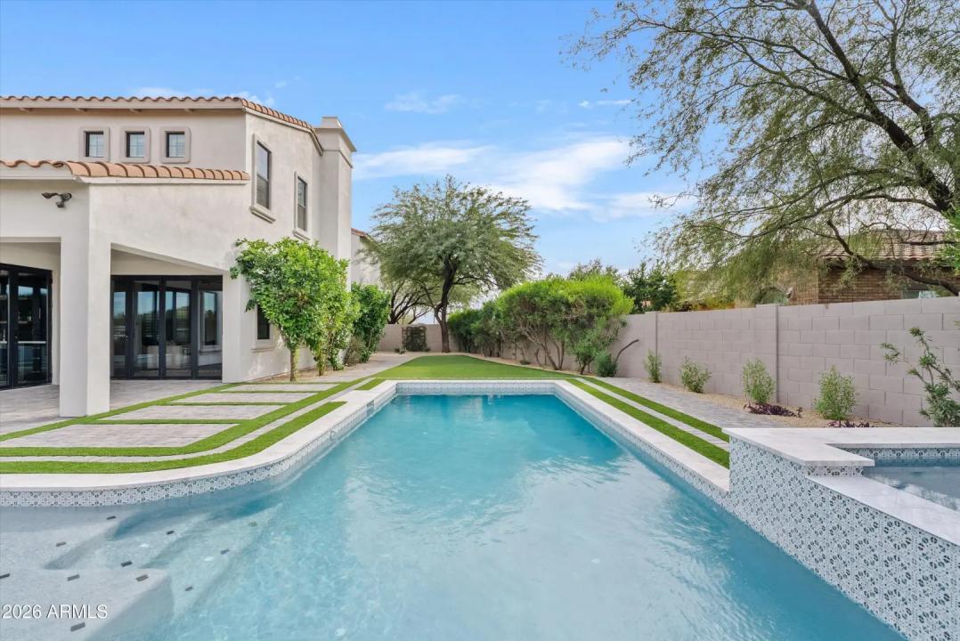 Real Estate Picture 46