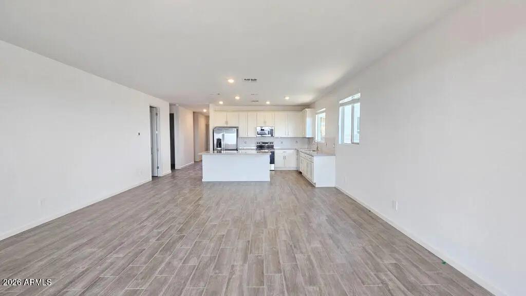 Real Estate Picture 4
