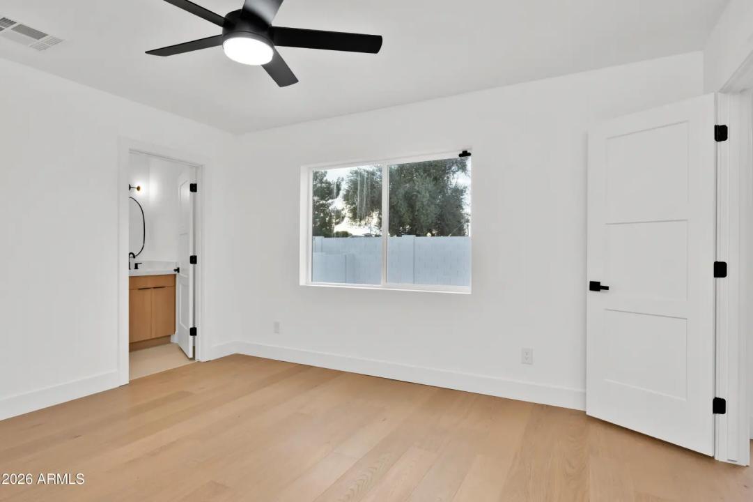 Real Estate Picture 31