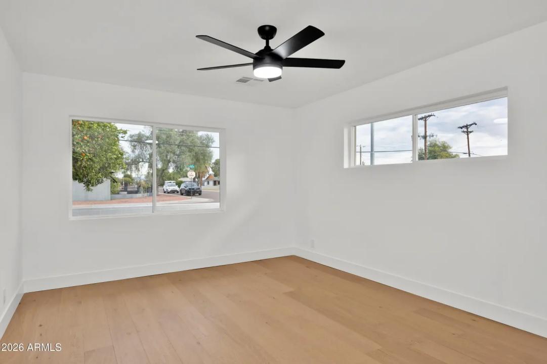 Real Estate Picture 40