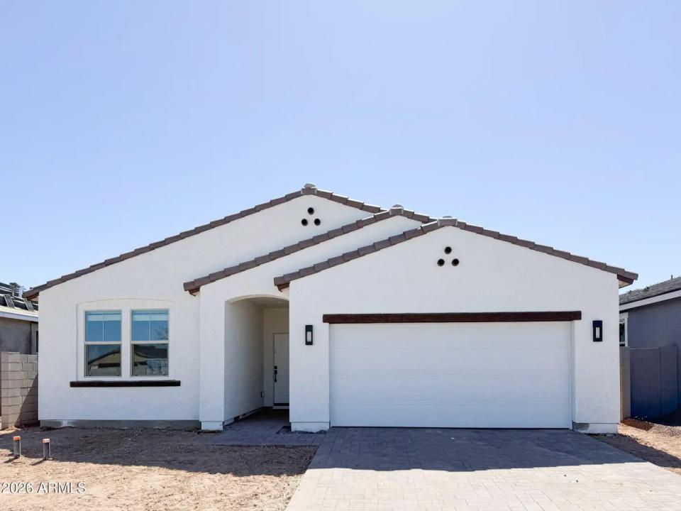 Real Estate Picture 2