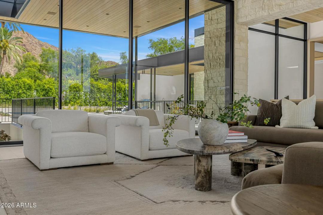 Real Estate Picture 5