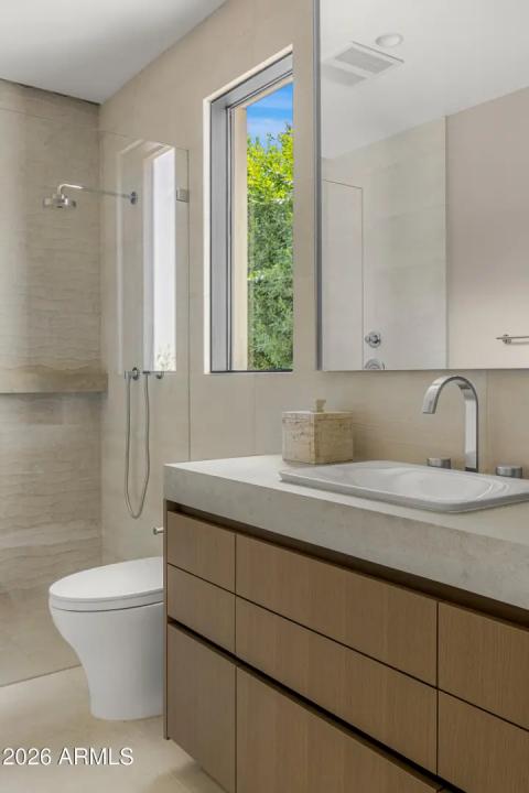 Real Estate Picture 36