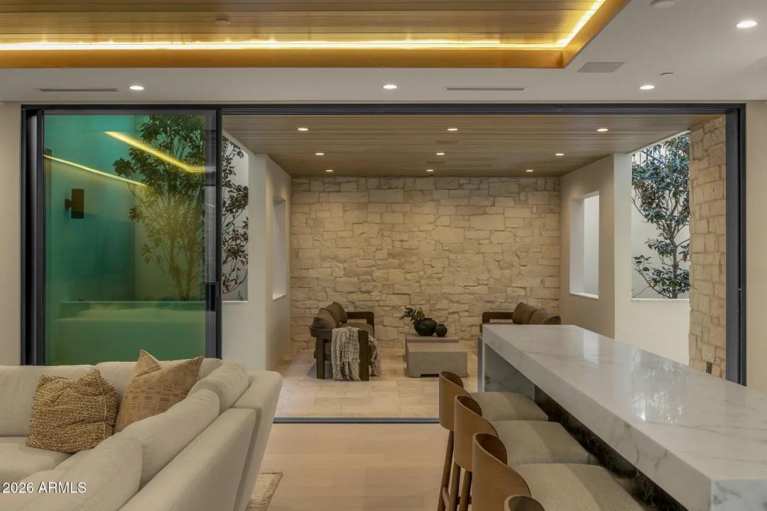 Real Estate Picture 61