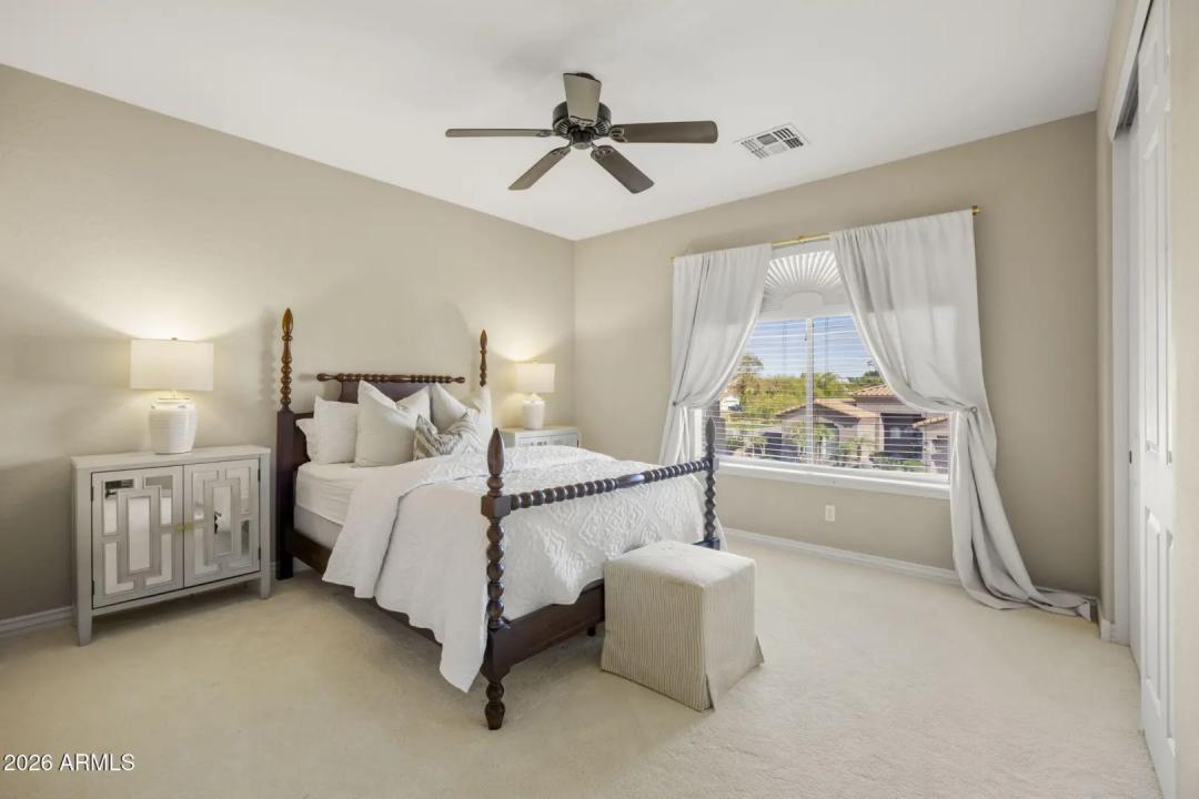 Real Estate Picture 22