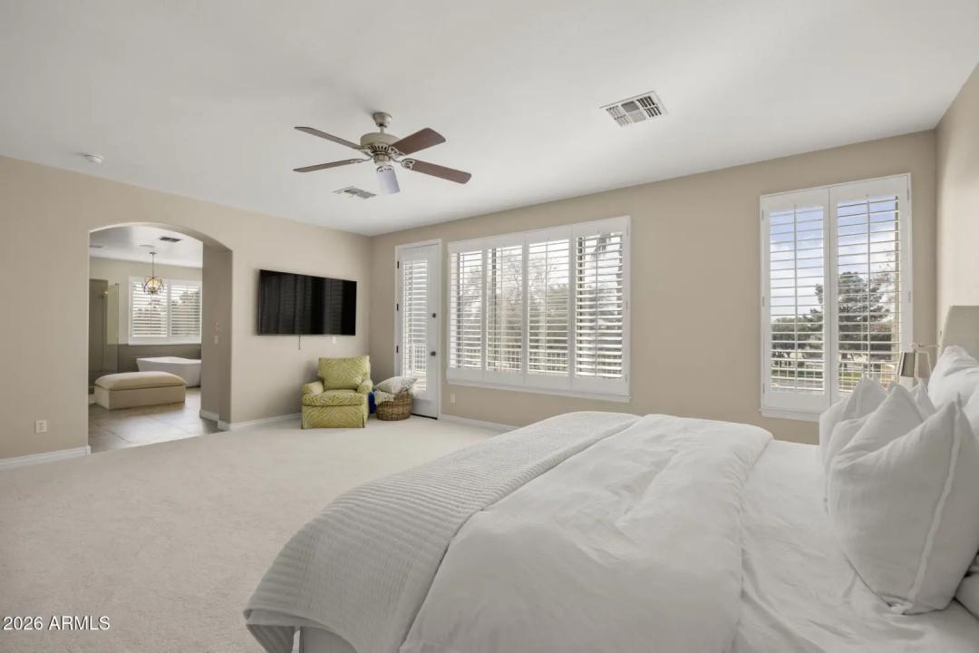 Real Estate Picture 26