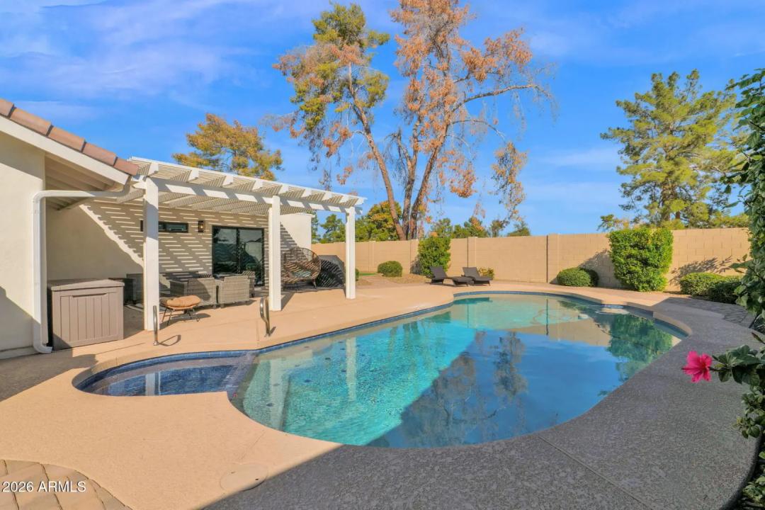 Real Estate Picture 27