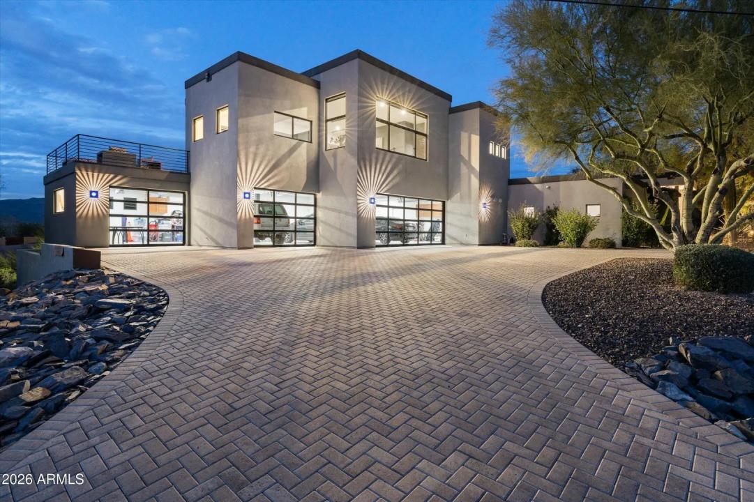 Real Estate Picture 38