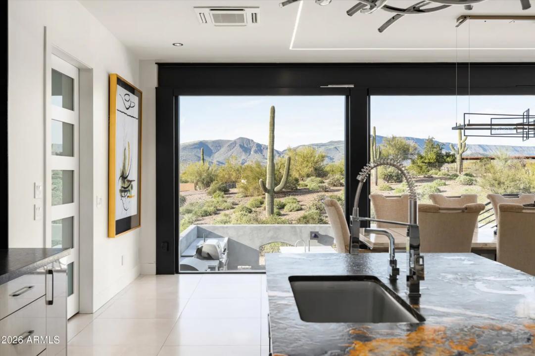 Real Estate Picture 10