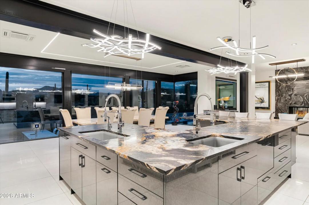 Real Estate Picture 17