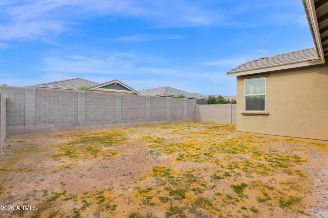 Real Estate Picture 22