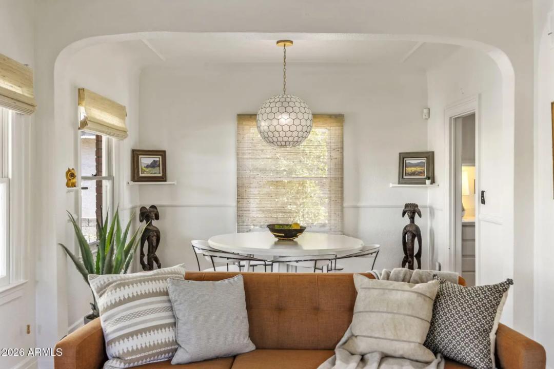 Real Estate Picture 2