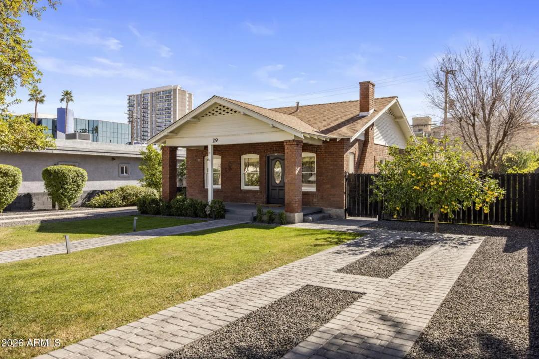 Real Estate Picture 28