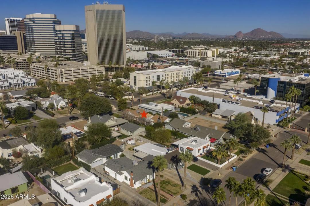 Real Estate Picture 35