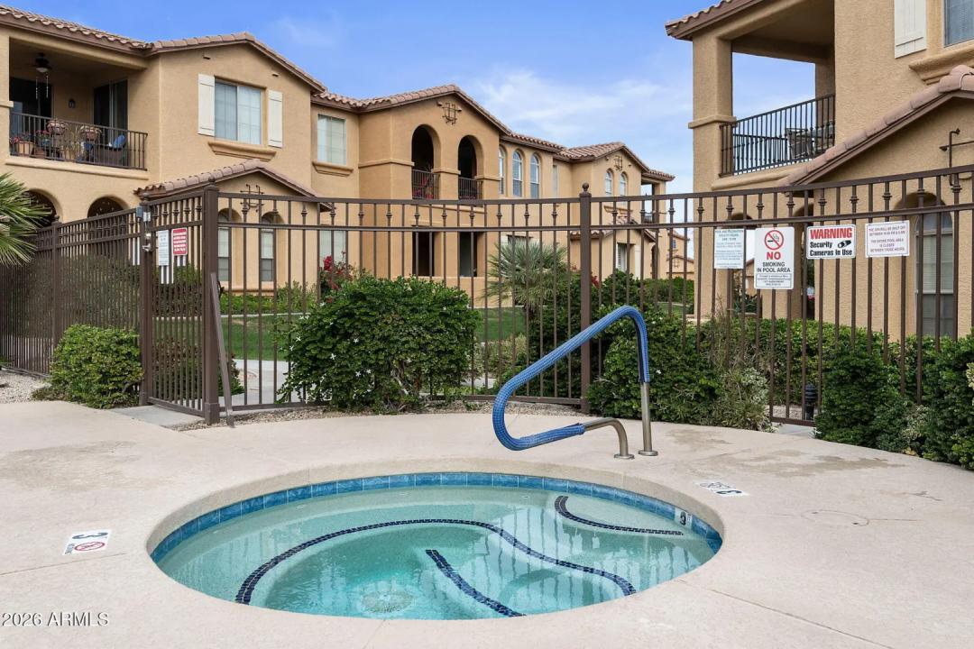 Real Estate Picture 24