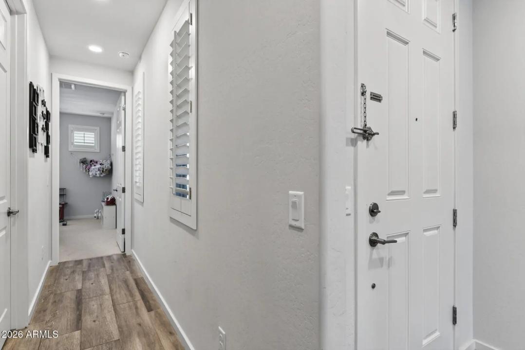 Real Estate Picture 6