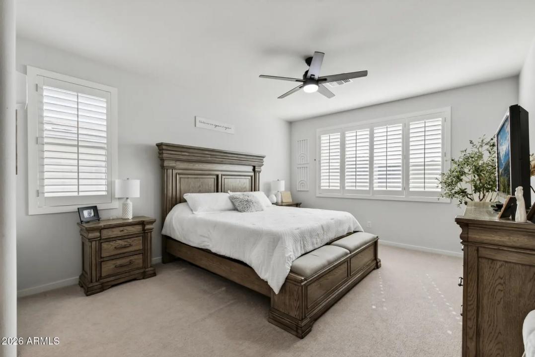 Real Estate Picture 25