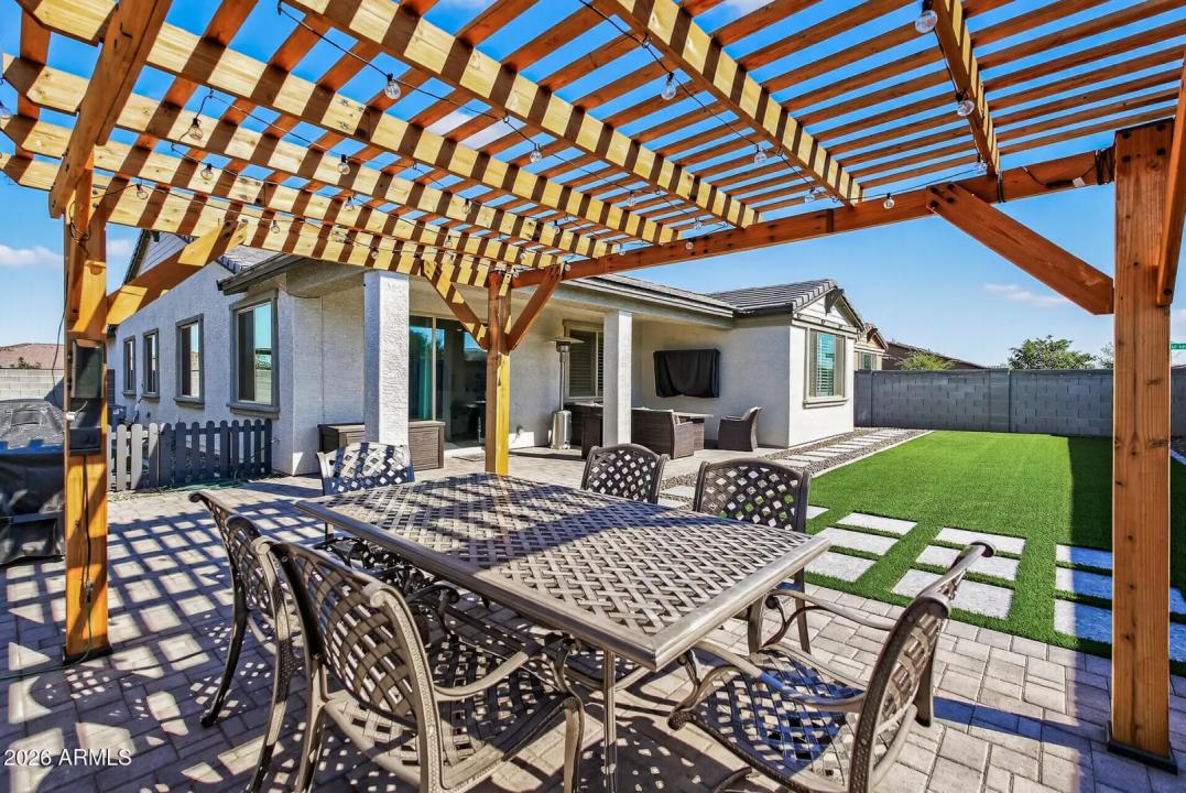 Real Estate Picture 37