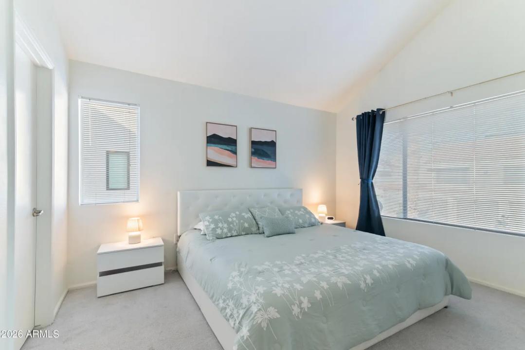 Real Estate Picture 16