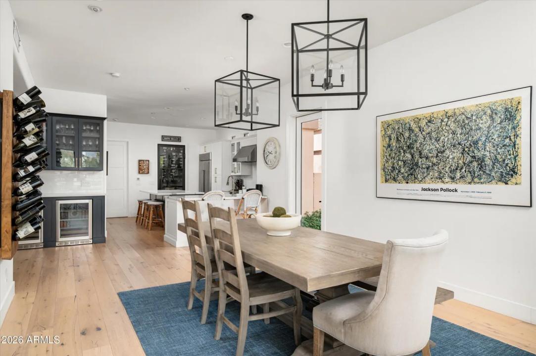 Real Estate Picture 7