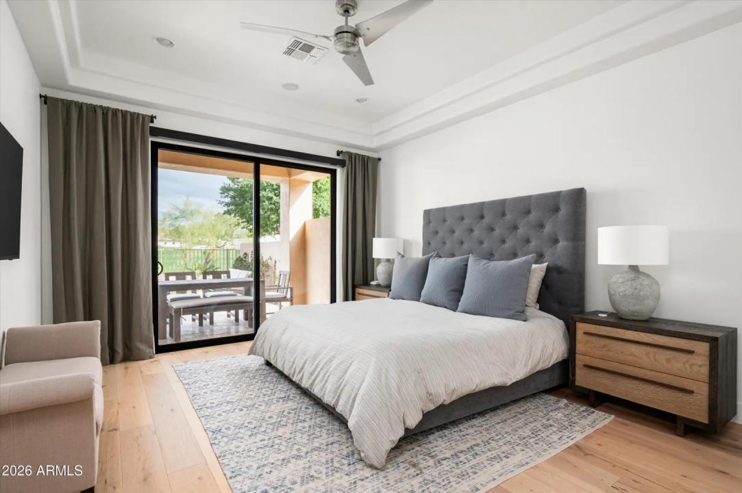 Real Estate Picture 13