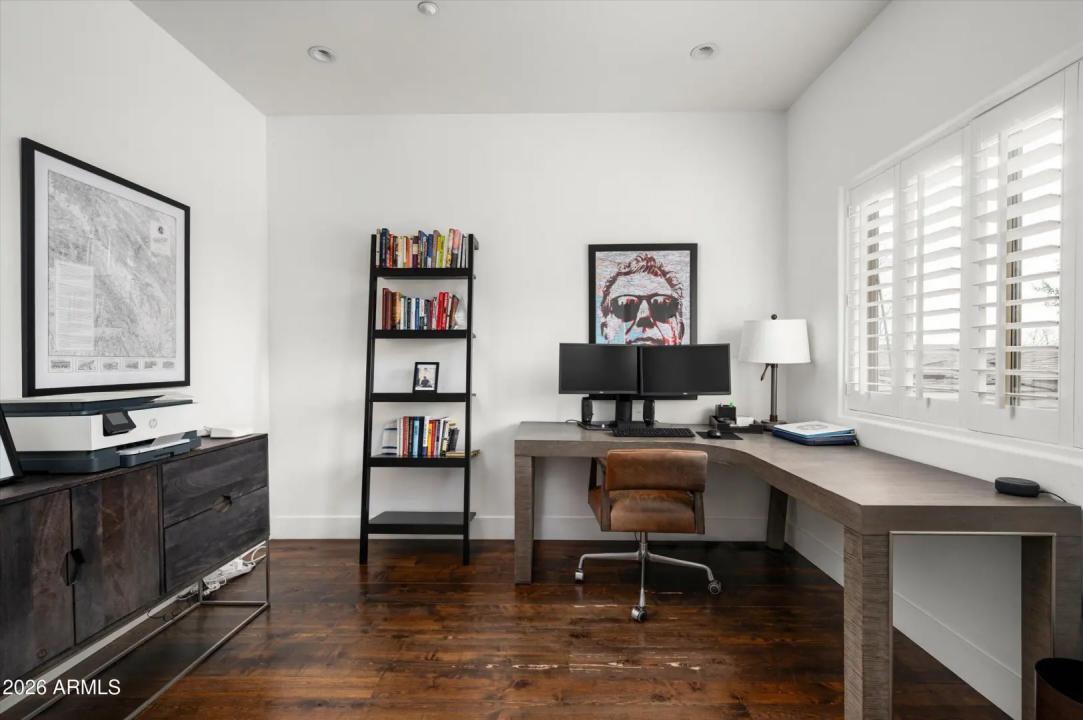 Real Estate Picture 20