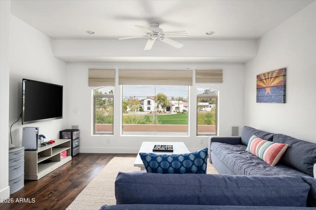 Real Estate Picture 21