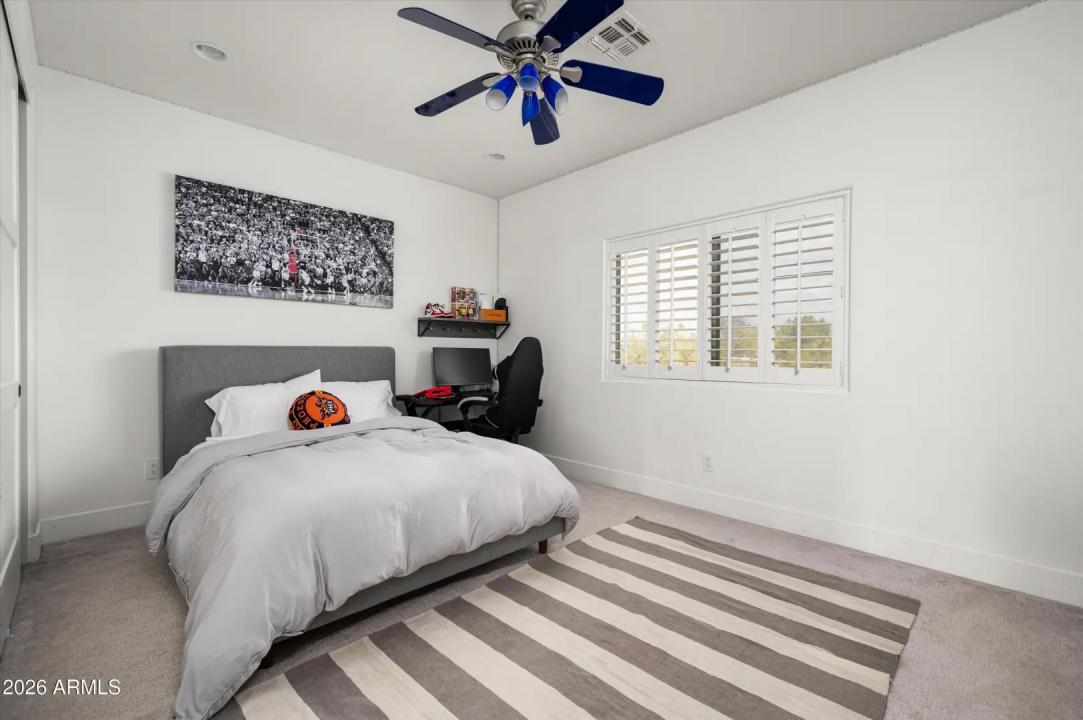 Real Estate Picture 26