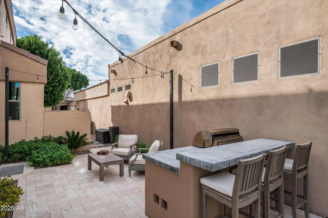 Real Estate Picture 33