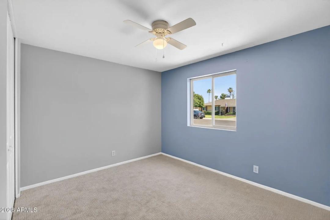 Real Estate Picture 25