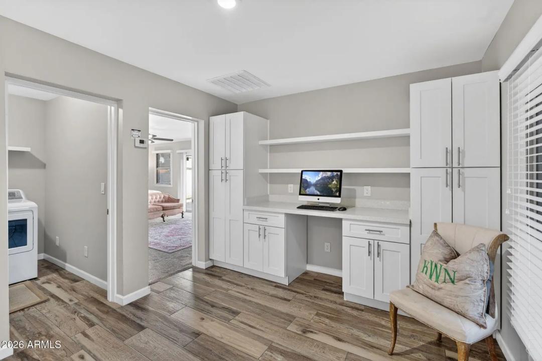 Real Estate Picture 24