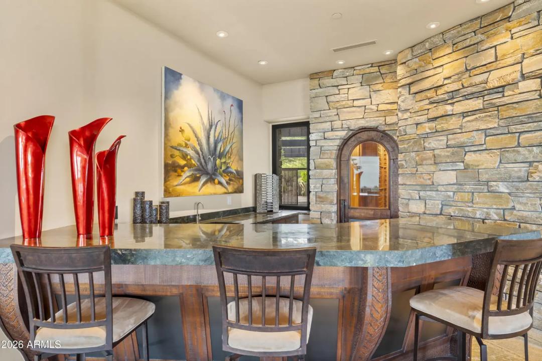 Real Estate Picture 23