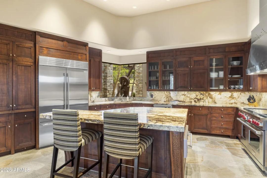 Real Estate Picture 27
