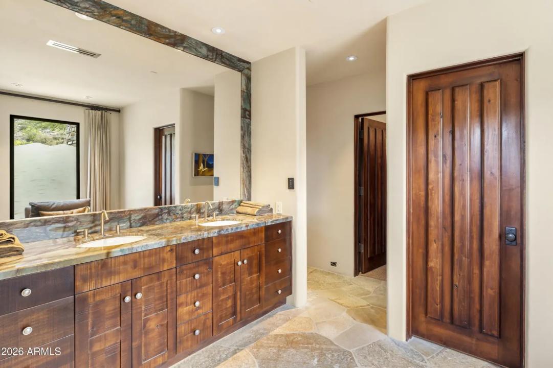 Real Estate Picture 45