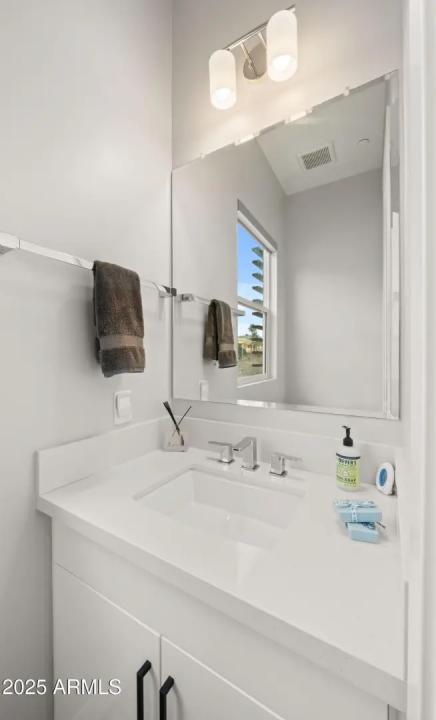 Real Estate Picture 9