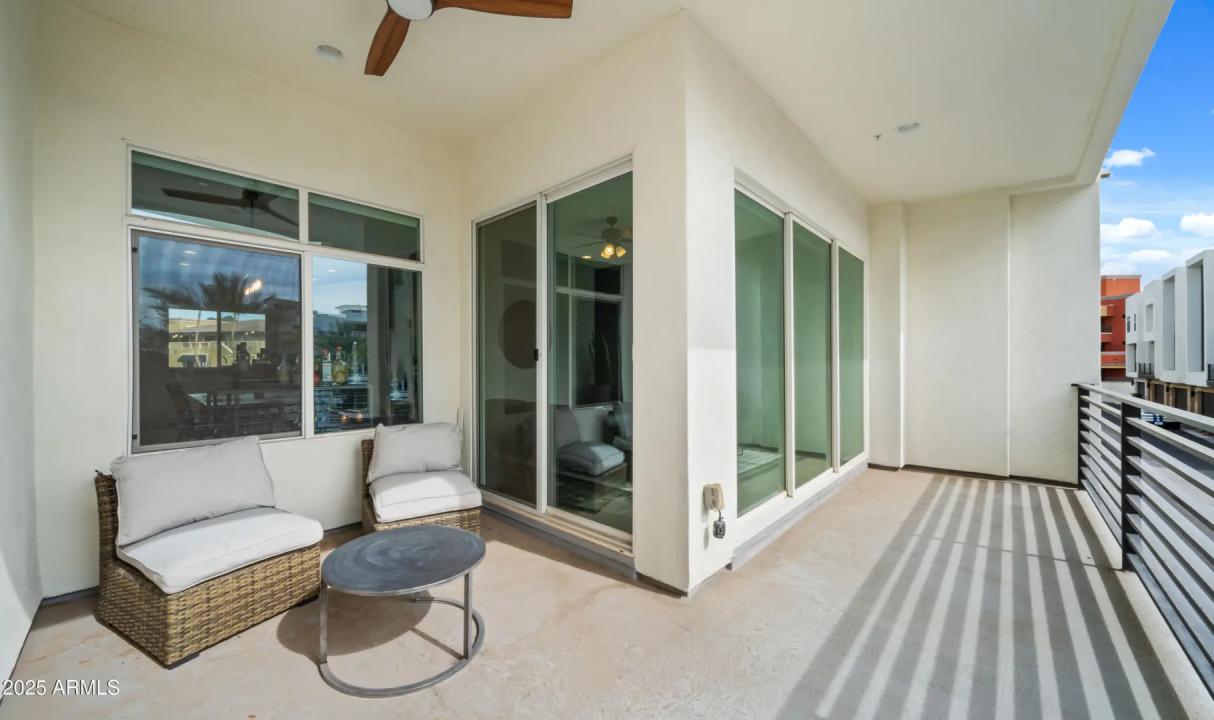 Real Estate Picture 12