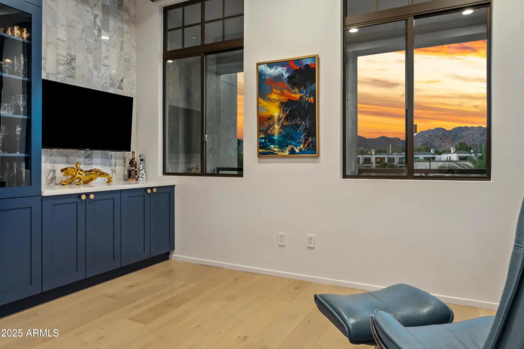 Real Estate Picture 31