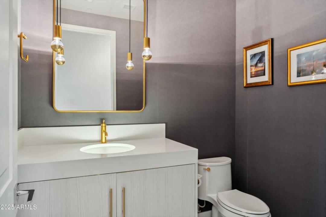 Real Estate Picture 32