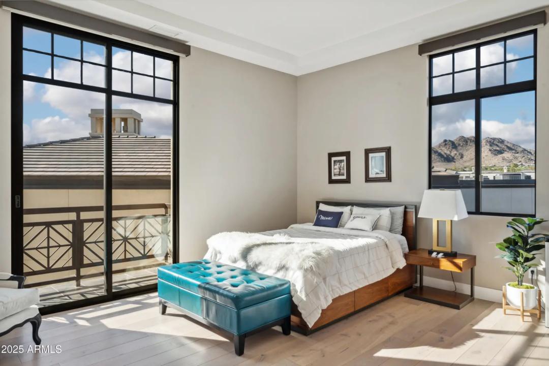 Real Estate Picture 33