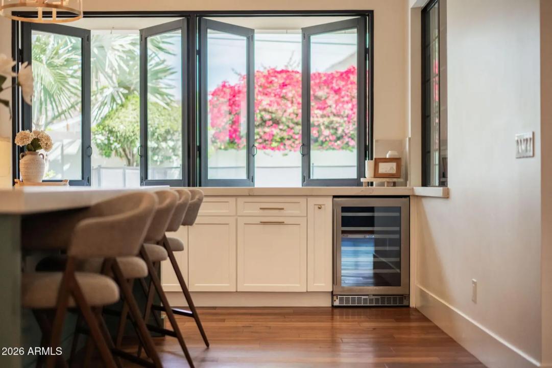 Real Estate Picture 21